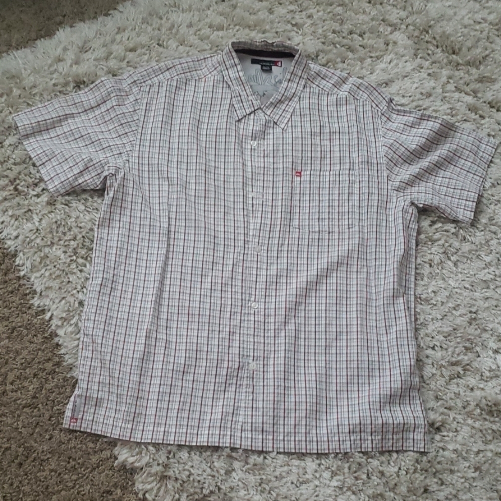 Quicksilver plaid short sleeve button up